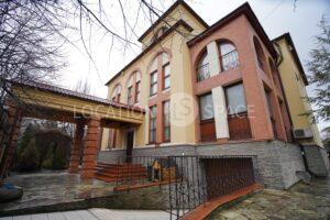 Будинок для зйомок. Борщагівка