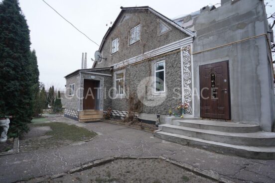 Будинок для зйомок. Бортничи