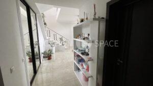 Будинок для зйомок. Осокорки
