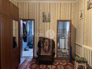 Будинок для зйомок. Житомирська траса