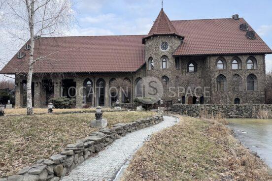 Будинок для зйомок. Обухівська траса