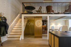 Офіс для зйомок. Центр